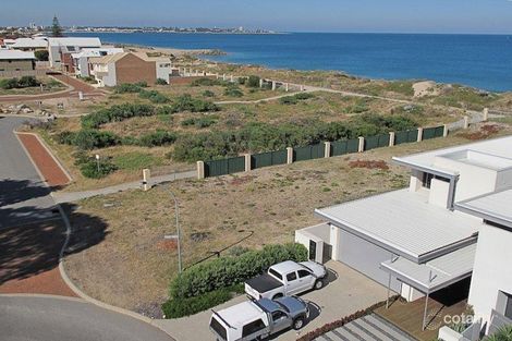 Property photo of 2E Seawind Drive Silver Sands WA 6210