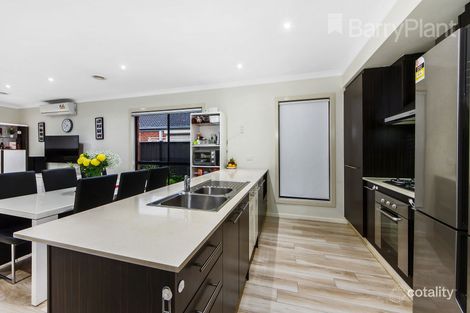 Property photo of 29 Manderston Avenue Derrimut VIC 3026