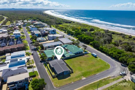 Property photo of 1 Currajong Street Evans Head NSW 2473