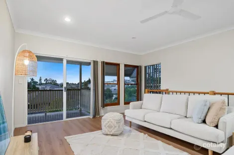 Property photo of 14 Horizon Drive Springfield Lakes QLD 4300