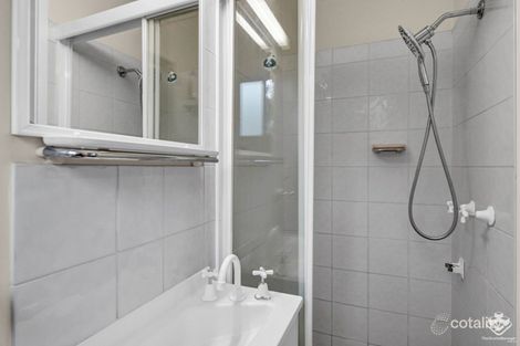 Property photo of 2 Gailey Road St Lucia QLD 4067