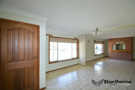 Property photo of 44 Greenup Street Stanthorpe QLD 4380