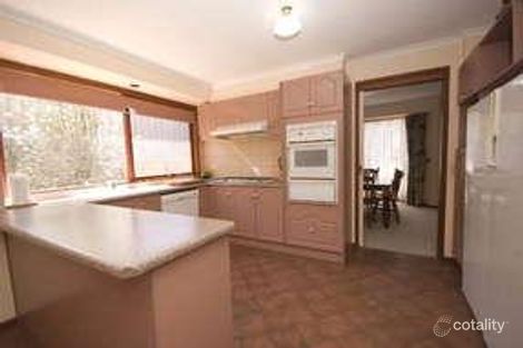 Property photo of 2 Kingsview Close Happy Valley SA 5159