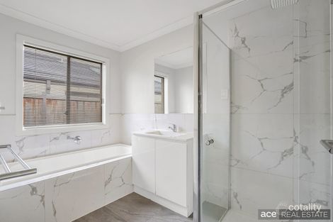 Property photo of 52 Newport Avenue Williams Landing VIC 3027