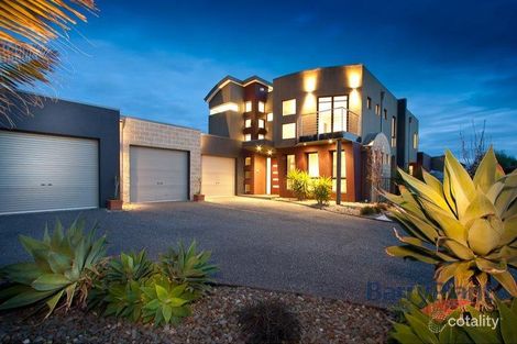 21 Riverglen Rd, Berwick, VIC 3806