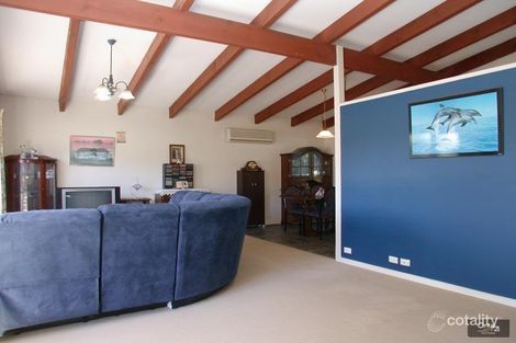 Property photo of 17 Wakefield Avenue Morphett Vale SA 5162