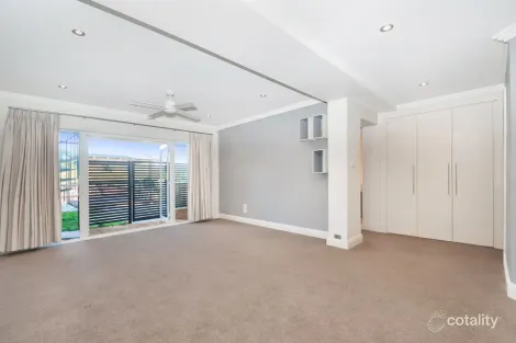 100 Derribong Dr, Cordeaux Heights, NSW 2526