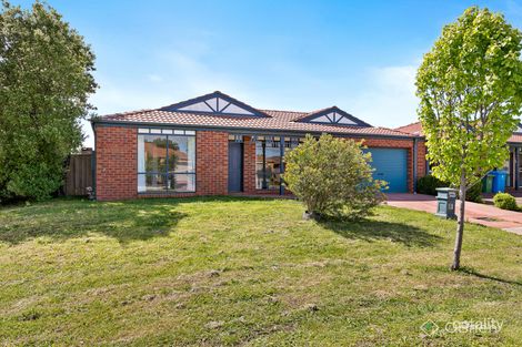 Property photo of 2 Fiander Close Cranbourne East VIC 3977