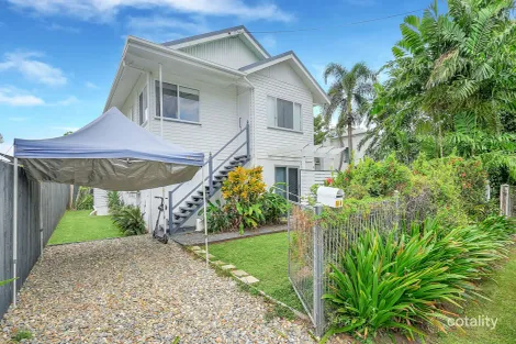 Property photo of 16 Nelson Street Bungalow QLD 4870