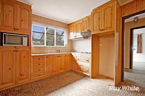 Property photo of 10 Prunus Grove Doveton VIC 3177