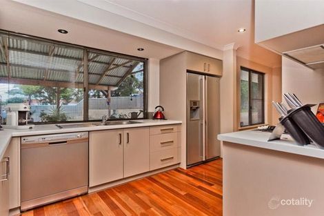Property photo of 3 Margaret Place Heathridge WA 6027