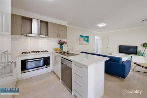 17b Windell St, Innaloo, WA 6018