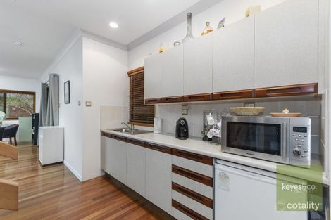 Property photo of 51 Gilbert Crescent Castle Hill QLD 4810