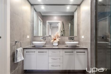 Property photo of 93 Stonehill Drive Maddingley VIC 3340