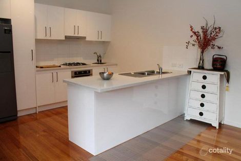 Property photo of 2/17 Central Avenue Croydon South VIC 3136