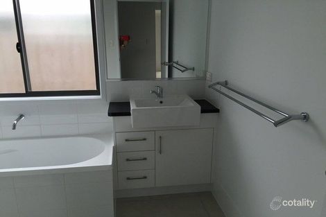 Property photo of 172 Whitehaven Drive Blacks Beach QLD 4740