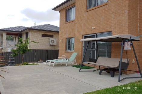 Property photo of 5 Fitzwilliam Circuit Macquarie Hills NSW 2285