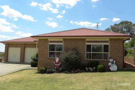 Property photo of 22 Tadros Avenue Young NSW 2594