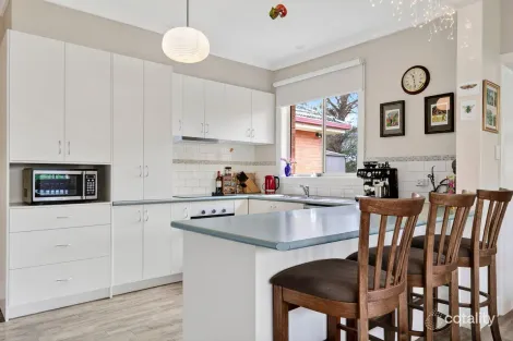Property photo of 27 Moore Street Colac VIC 3250