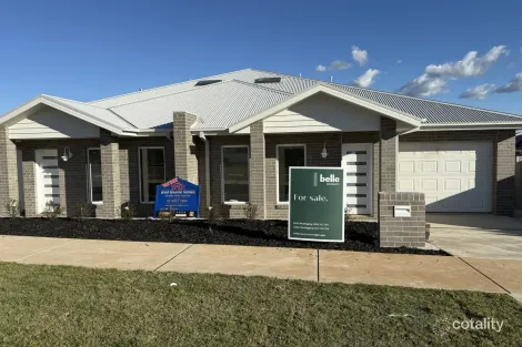 Property photo of 80 Jumbuck Drive Gobbagombalin NSW 2650