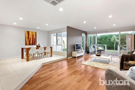 Property photo of 82 Castlewood Street Bentleigh East VIC 3165