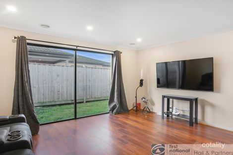 Property photo of 42 Chesney Circuit Clyde VIC 3978