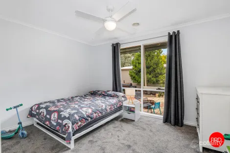 Property photo of 2 Joshua Court Spring Gully VIC 3550