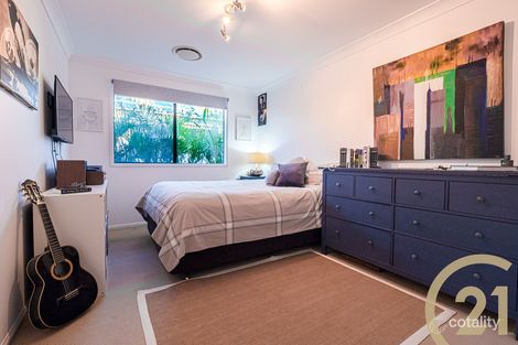 Property photo of 33 Aurora Place Newport QLD 4020