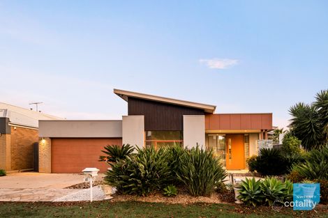 41 Gardenia Way, Caroline Springs, VIC 3023