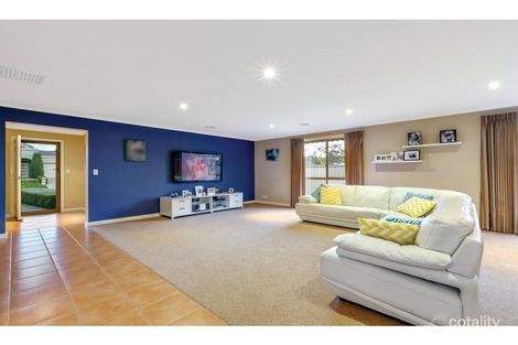 Property photo of 9 Deep Lead Close Canadian VIC 3350