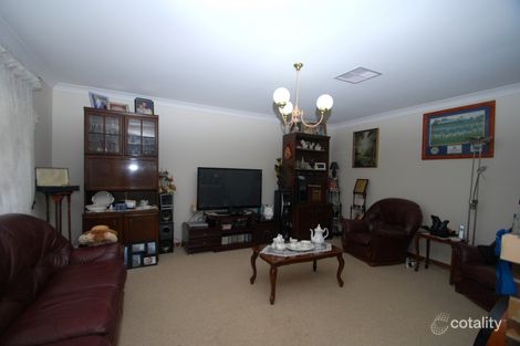 Property photo of 17 Belfield Road Edensor Park NSW 2176
