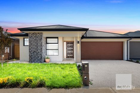39 Louvre Rd, Bonnie Brook, VIC 3335