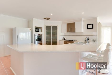 Property photo of 6 Langbourne Drive Narre Warren South VIC 3805