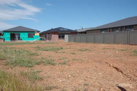 Property photo of 6 Bulbine Road Maddingley VIC 3340