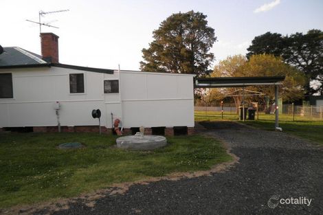 Property photo of 55A Binalong Road Belimbla Park NSW 2570