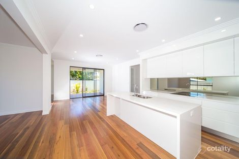 Property photo of 102 Stradbroke Street Runaway Bay QLD 4216