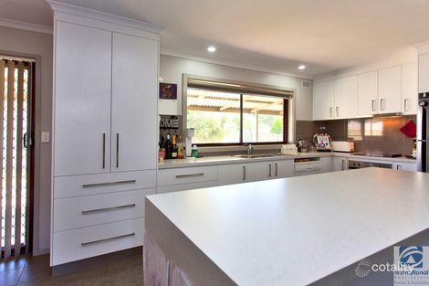 Property photo of 20 Sapphire Circuit West Wodonga VIC 3690