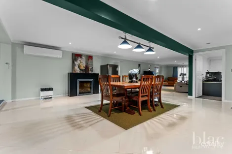 Property photo of 8 Chivalry Street Bray Park QLD 4500
