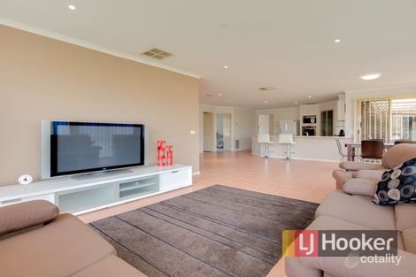Property photo of 6 Langbourne Drive Narre Warren South VIC 3805