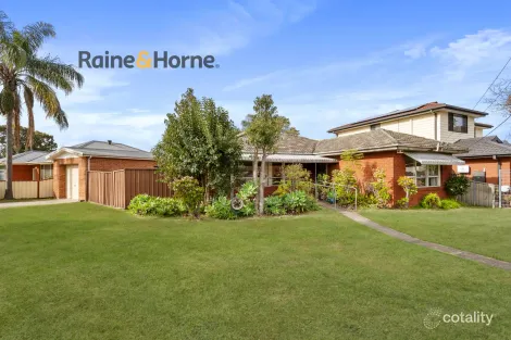 Property photo of 33 Reservoir Road Mount Pritchard NSW 2170