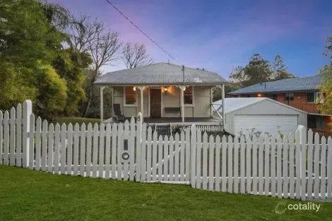 8 Stanley St, Indooroopilly, QLD 4068