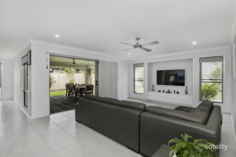 Property photo of 27 Noah Court Redland Bay QLD 4165