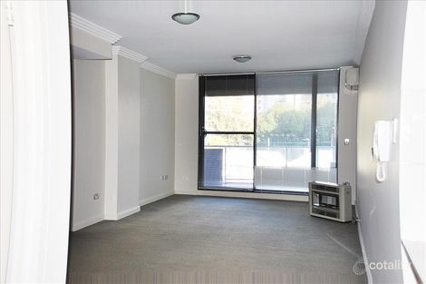 Property photo of 212/31-37 Hassall Street Parramatta NSW 2150