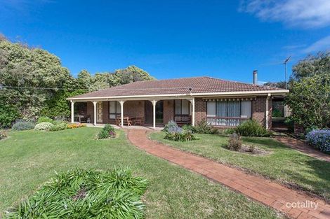 63 Fawkner Ave, Blairgowrie, VIC 3942