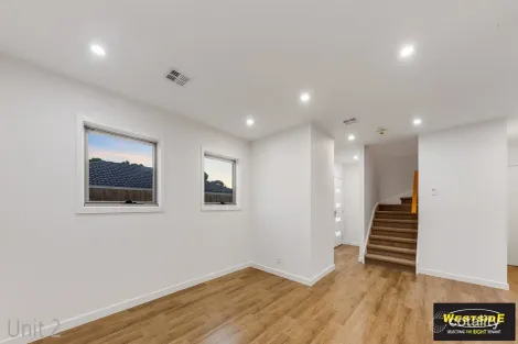 Property photo of 2/1 Vincent Avenue St Albans VIC 3021