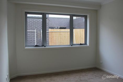 Property photo of 2/31 Sandown Road Ascot Vale VIC 3032