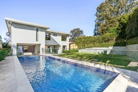 Property photo of 18 Nithdale Street Pymble NSW 2073