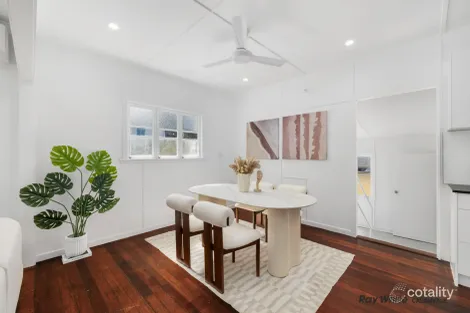 Property photo of 7 Lobley Street Ipswich QLD 4305