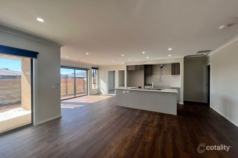 Property photo of 3 Stanmore Crescent Wyndham Vale VIC 3024