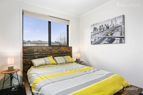 Property photo of 205/10 Alfrick Road Croydon VIC 3136